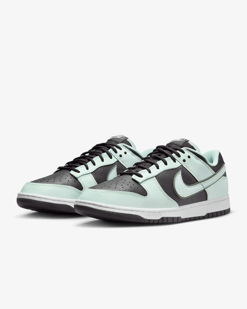 Nike Dunk Low PRM "Barely Green"