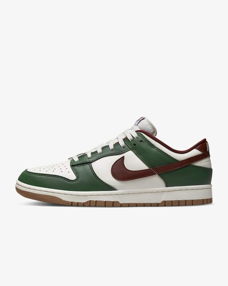 Nike Dunk Low "Gorge Green"