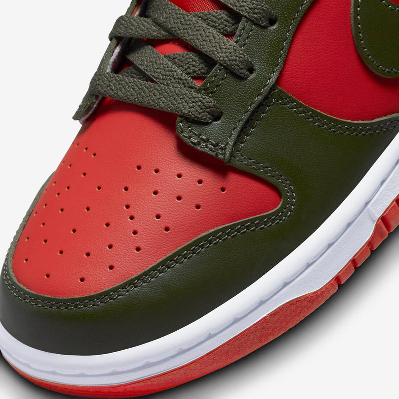 Nike Dunk Low "Mystic Red"