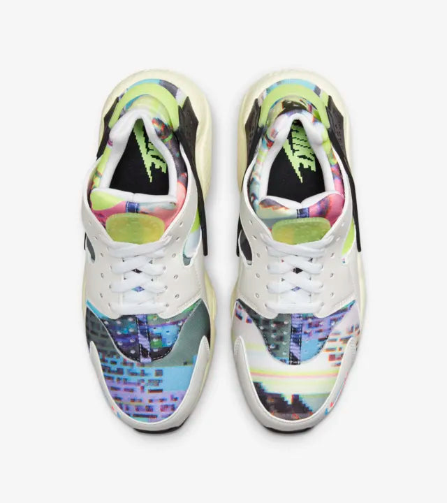 Women Nike Air Huarache SE "Pixel"